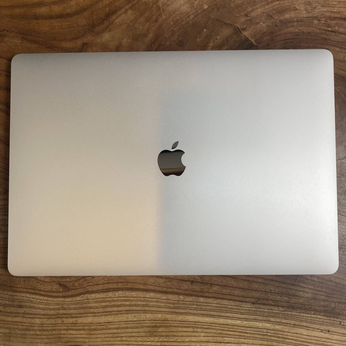 GPU搭載/極美品］Apple MacBook Pro 16inch 2019/Core i9 2.4GHz