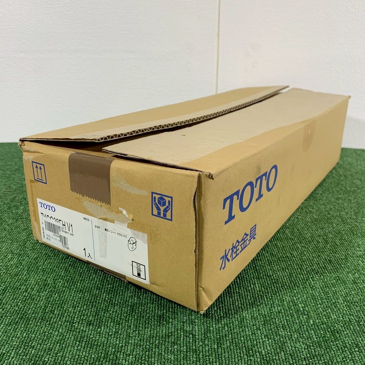 ♥開封品|送料無料 TOTO|トウトウ TKGG38EHV1 キッチン用水栓 浄水器内蔵 シングル混合栓 |D1754