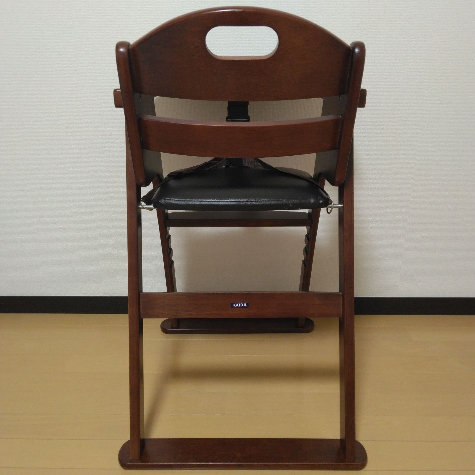 18 KATOJI カトジ 木製 ハイチェア ワイド 折りたたみ股ベルト付 楽天市場】木製 ワイド ハイチェア ステップ切り替え(お座りが