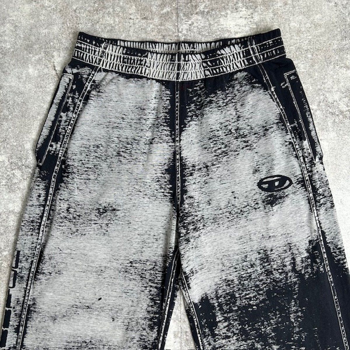 DIESEL ディーゼル A14750 P-LEO-DEV TROUSERS バーンアウト