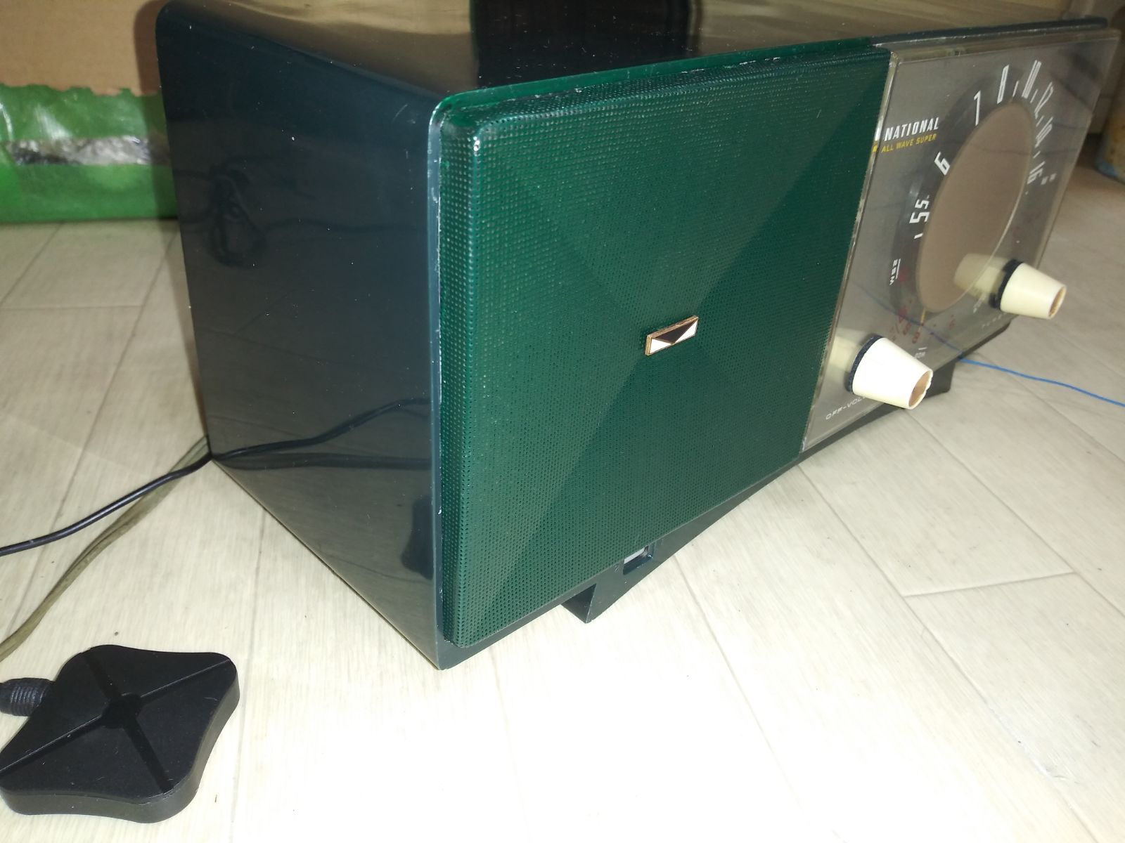 Bluetooth付き真空管ラジオEA-450 - メルカリ
