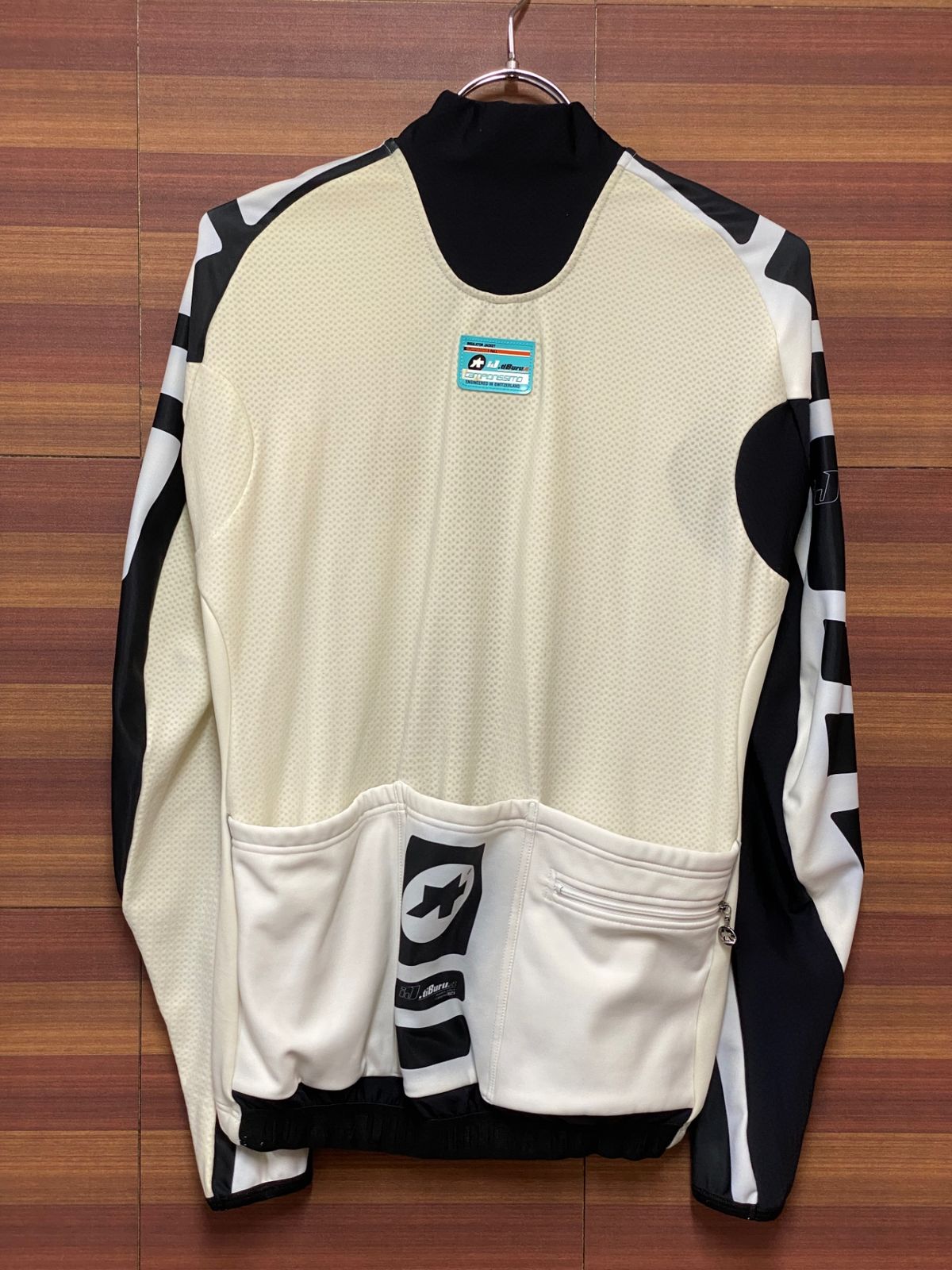 Assos iJ.tiBuru.4 サイクルジャージ 赤/黒/白 アソス ミッドシーズンにぴったりな高機能ジャージ＆S7世代へと進化