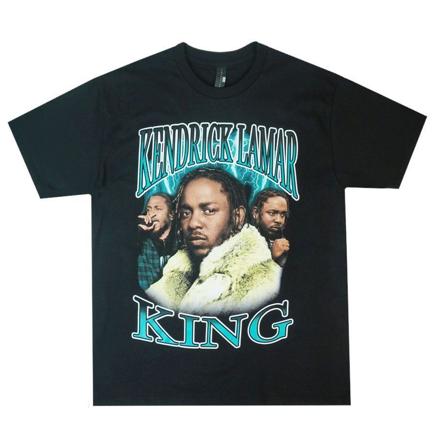 メンズ TシャツKENDRICK LAMAR TEEケンドリック・ラマー Tシャツ ラップTBLACK GREEN ブラック グリーンアーティスト  歌手 プリント ミュージック イラスト USA HIPHOP RAP MUSIC - メルカリ