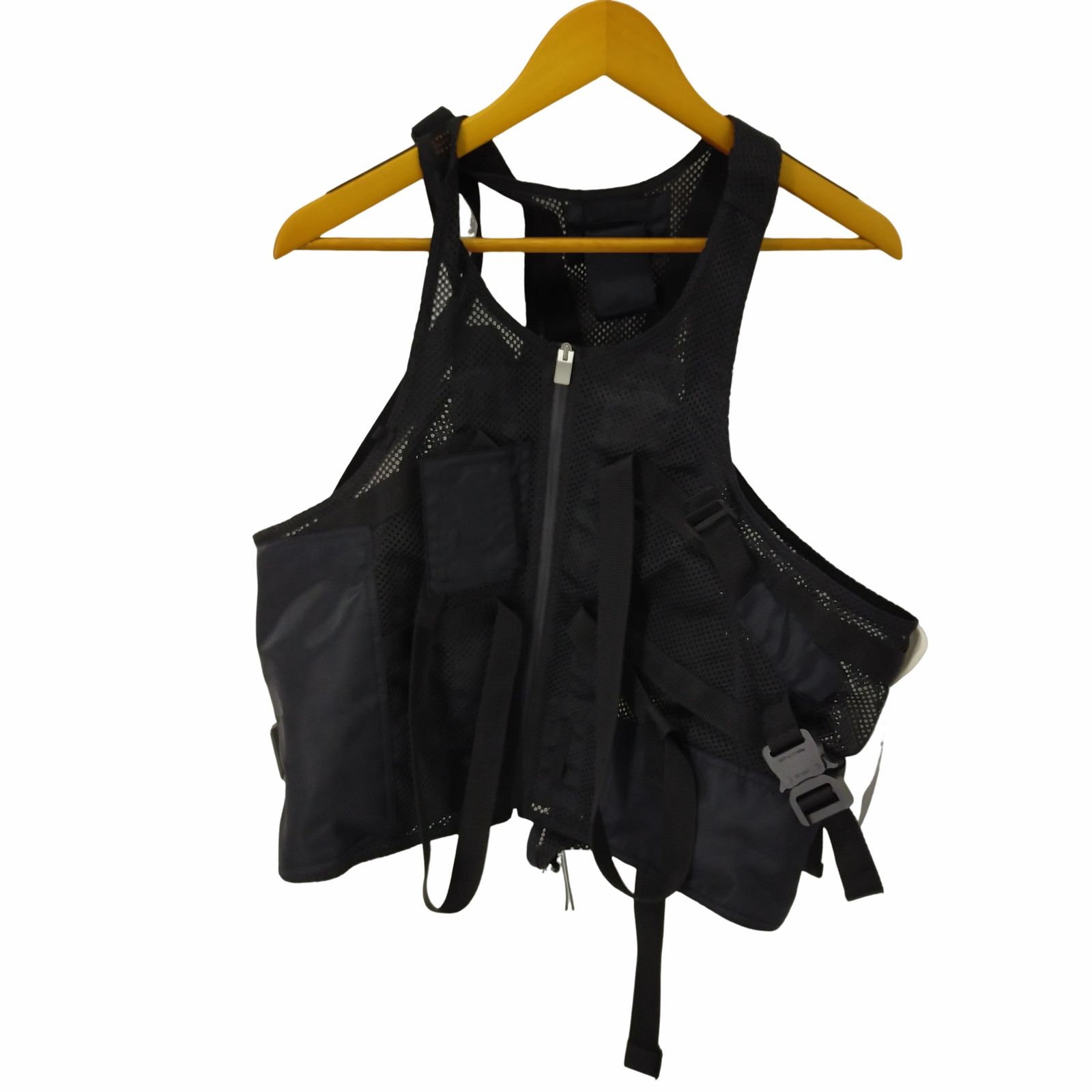 1017 ALYX 9SM TACTICAL VEST 19aw