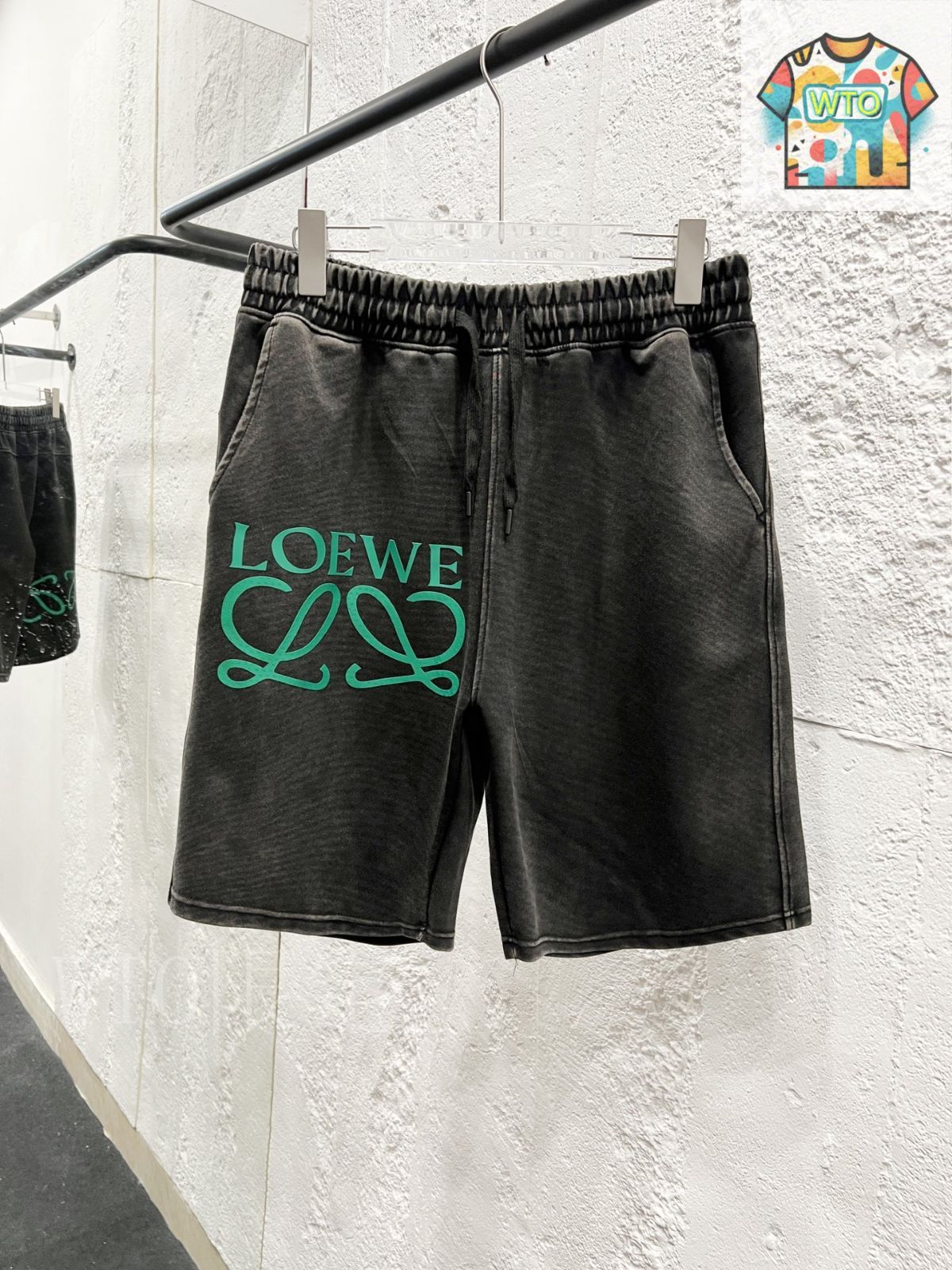 今日特価】Loewe 2025 夏新作ショーツ-2 - メルカリ