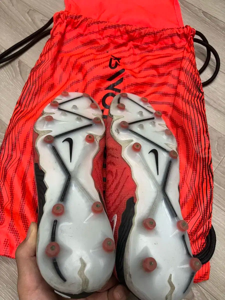 ナイキ TOTAL90LASER 2 HG 26cm ナイキ TOTAL90LASER 2 HG 26cm NIKE