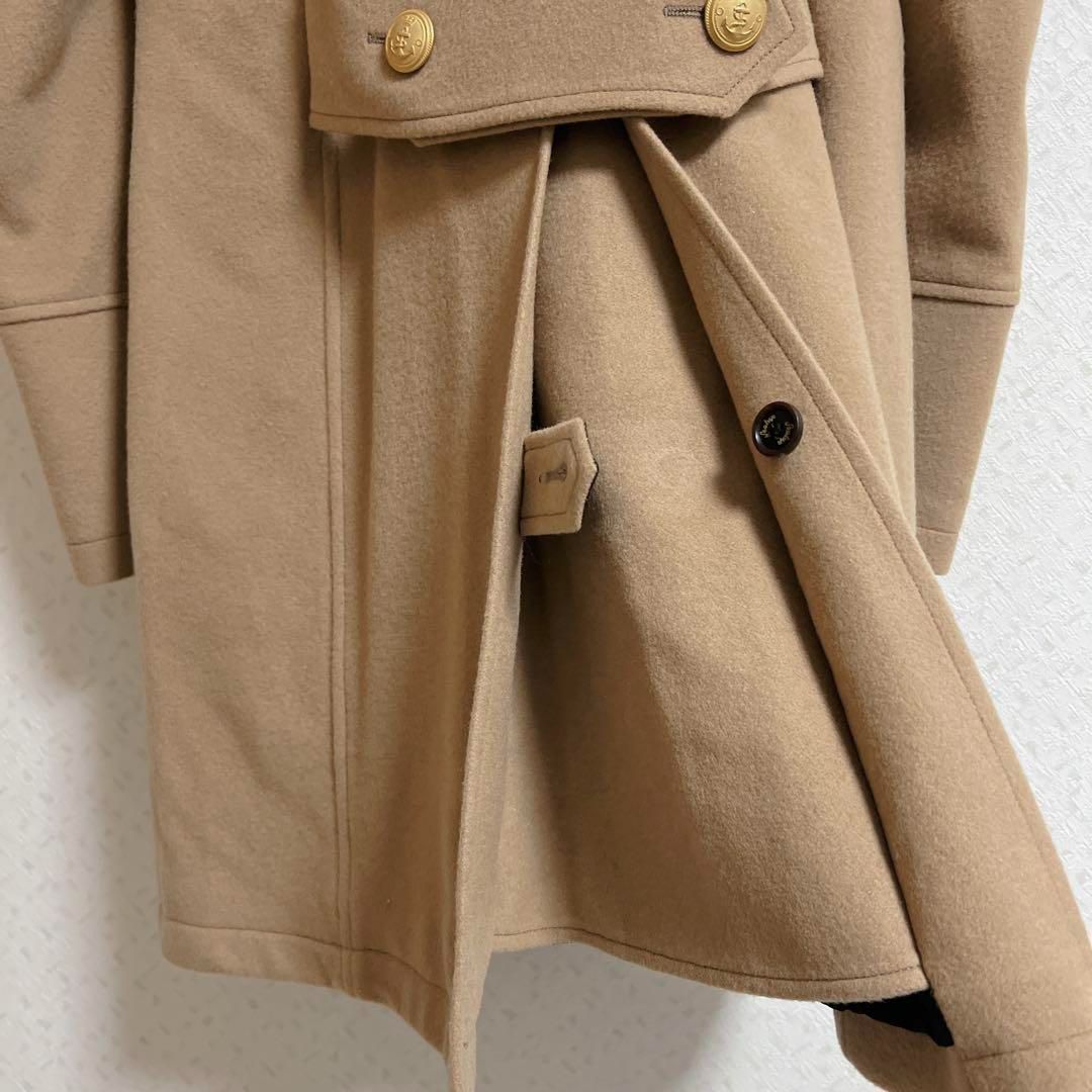 金ボタン ベージュ