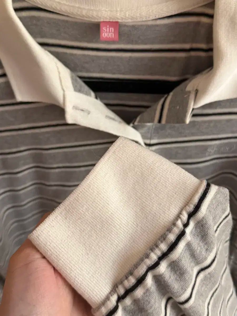 シヌーン ストライプ