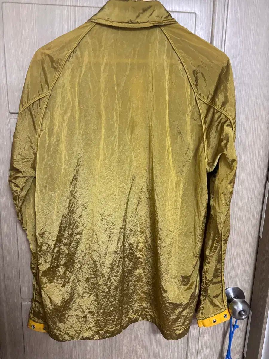 ストーンアイランド 12321 ナイロン メタル ガーメント ダイド パッカブル オーバーサイズシャツ 黄色