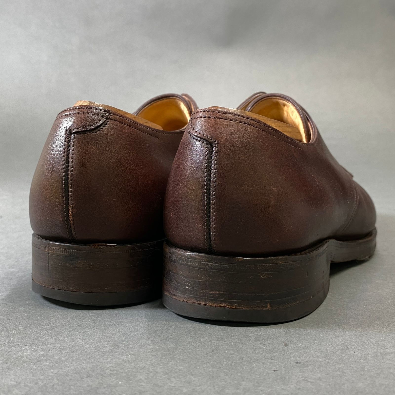 1h1 JOHN LOBB ジョンロブ RUSSEL ラッセル パンチドキャップトゥ