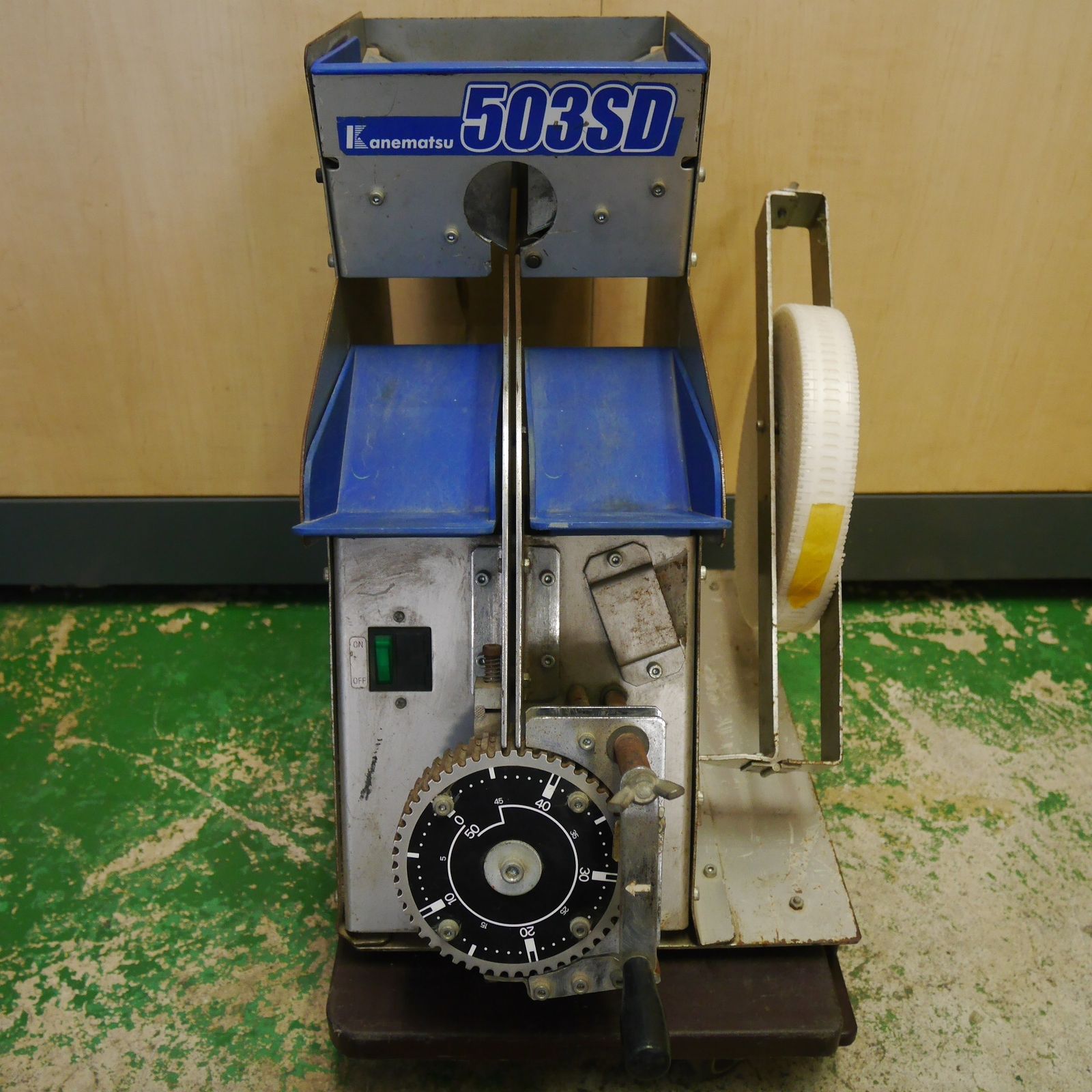 カネマツ バラ釘連結機 503SD サイディング 電動 工具 兼松 Kanematsu 現状品