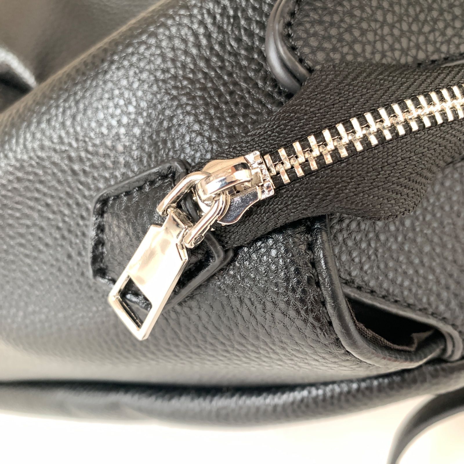 ボストンバッグ