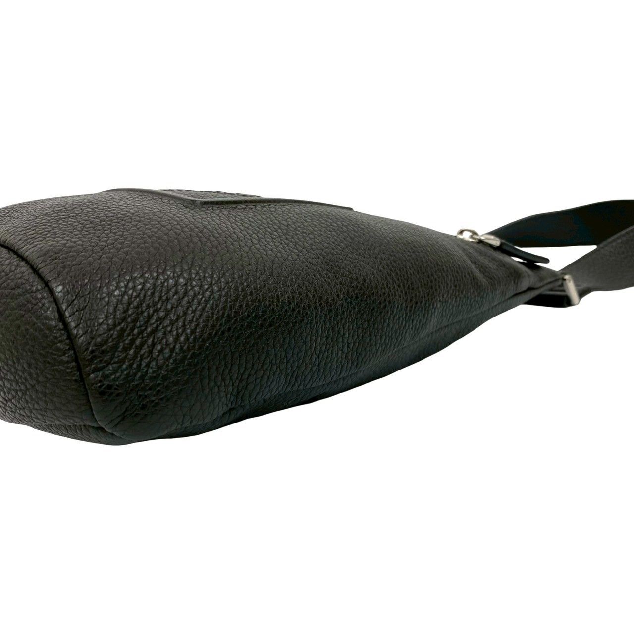 極 美品 PRADA プラダ 三角ロゴ エンボス ヴィッテロダイノ レザー 本