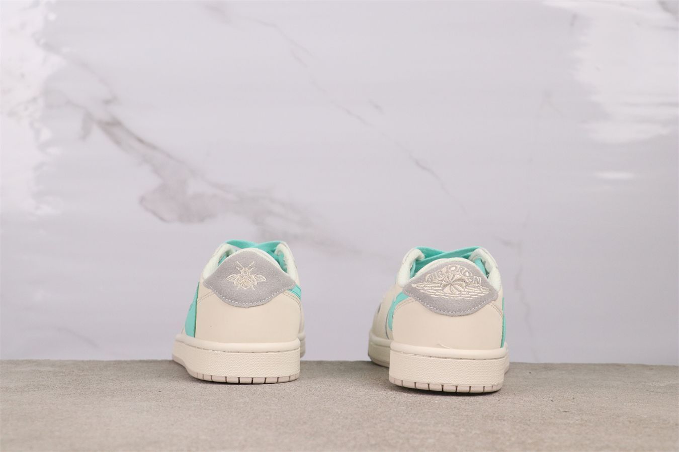 今日特価】エア ジョーダン（Air Jordan） AJ1 CZ0790 - 100