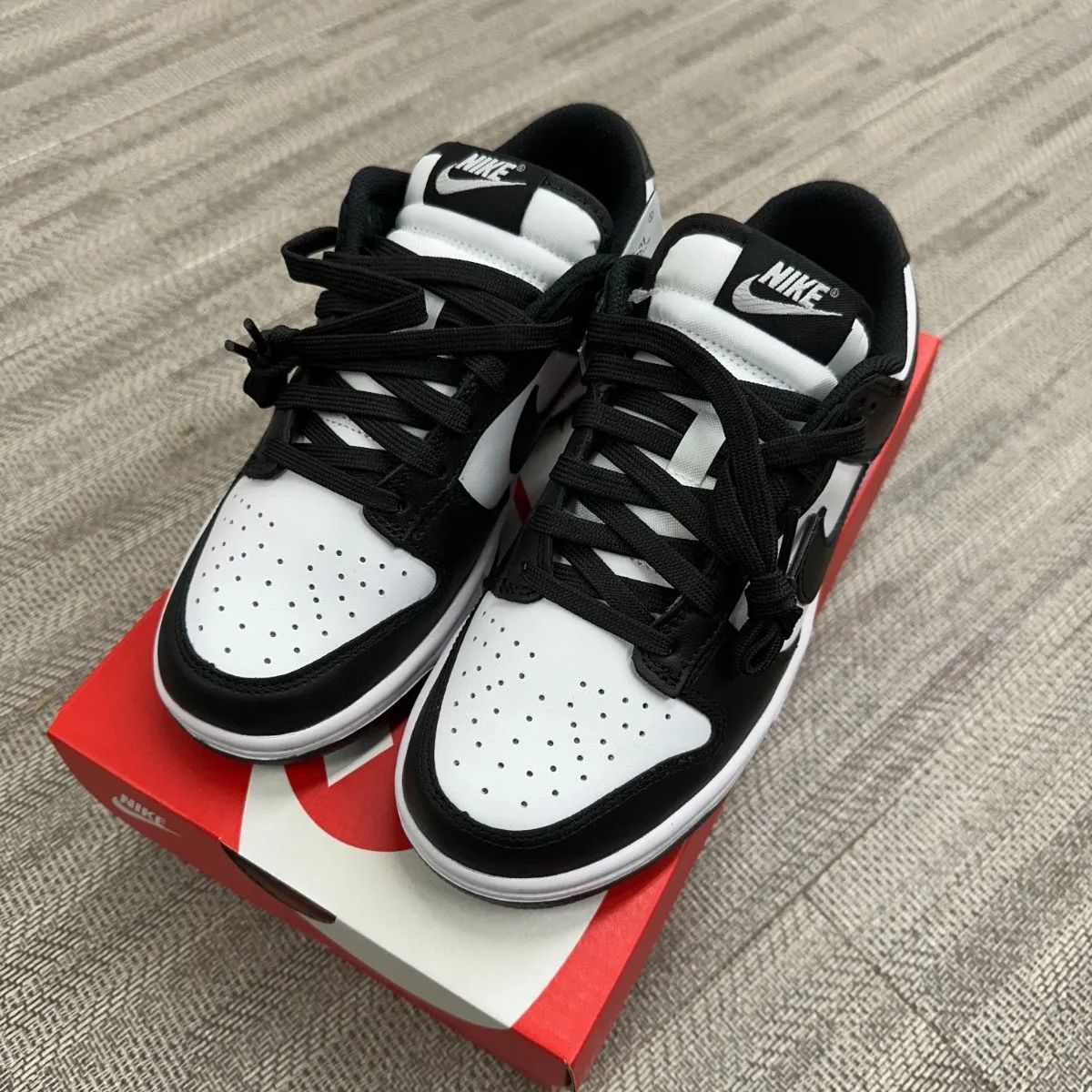 新品未使用 23cm W NIKE DUNK LOW WHITE BLACK - メルカリ