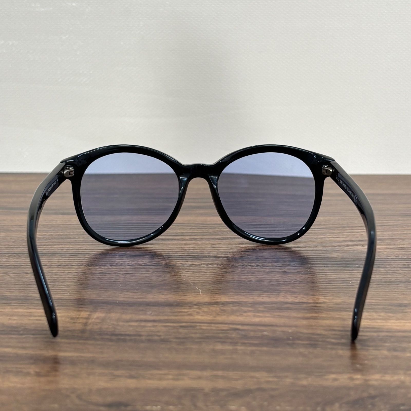 TOM FORD サングラス TF298 01B ☆【美品】TOM FORD トムフォード サングラス ブラック ゴールド