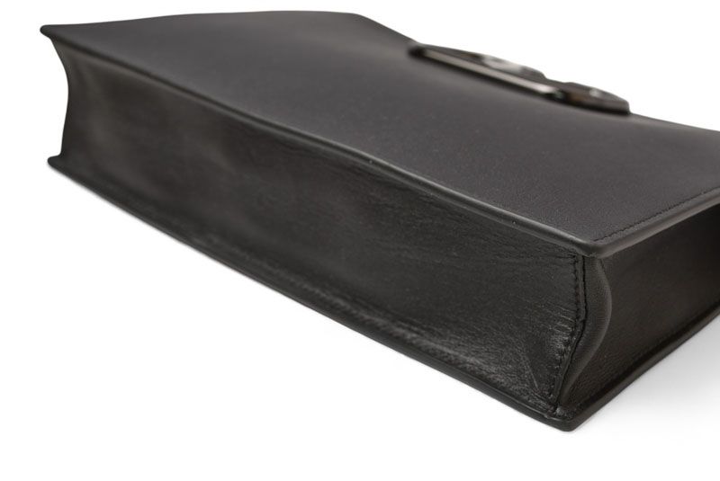 ヴァレンティノ クラッチバッグ セカンドバッグ VALENTINO バレンチノ ロゴ ブラック DECORATOM_COM_BR