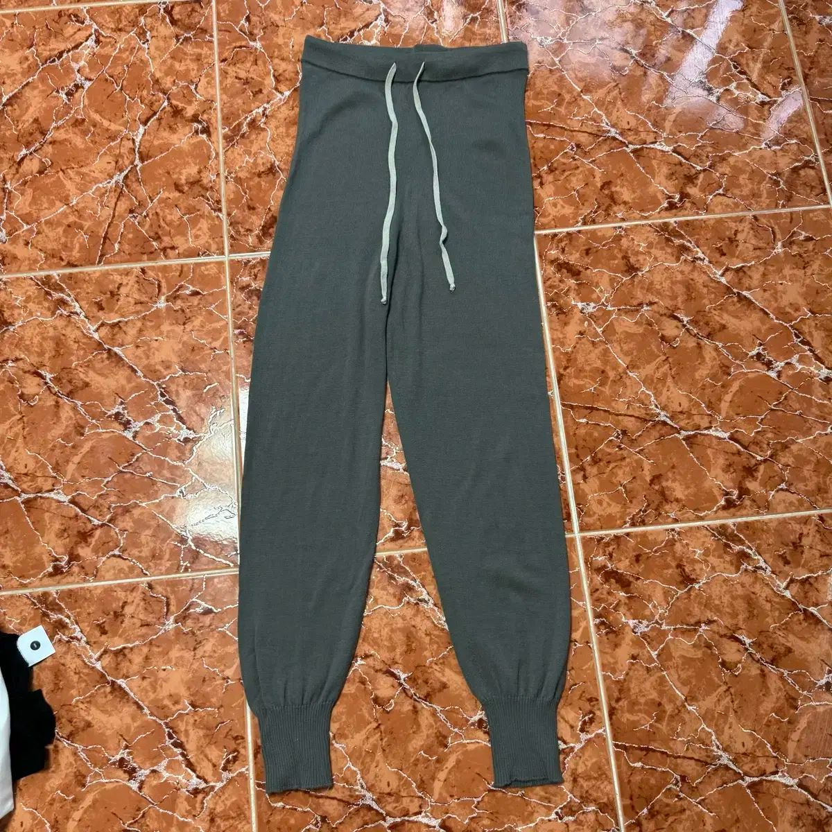 RICK OWENS リックオウエンス ズボン 着用画像あり