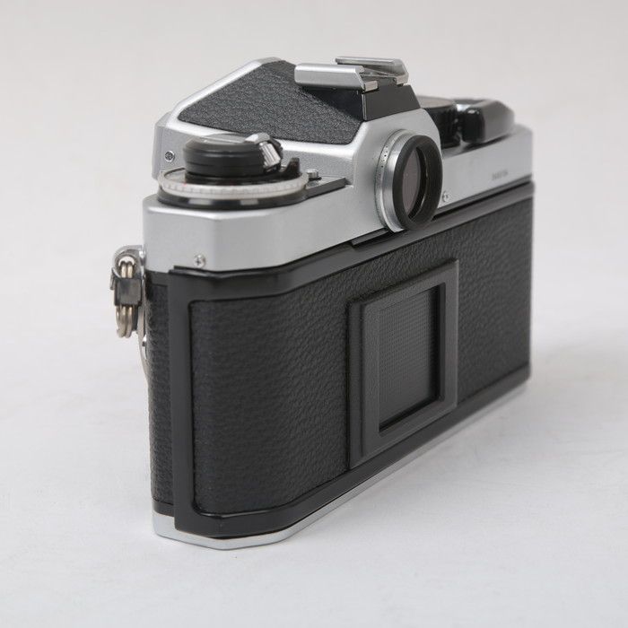 人気 ニコン FE2 シルバー ボデー 中古】(ニコン) Nikon FE2 シルバー｜ナニワグループオンライン