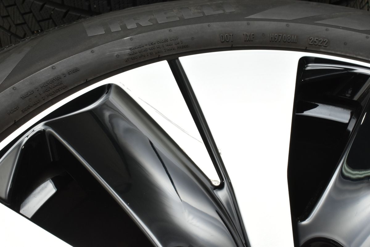 正規品】ボルボ XC40 純正 18in 7.5J +50.5 PCD108 ピレリ235