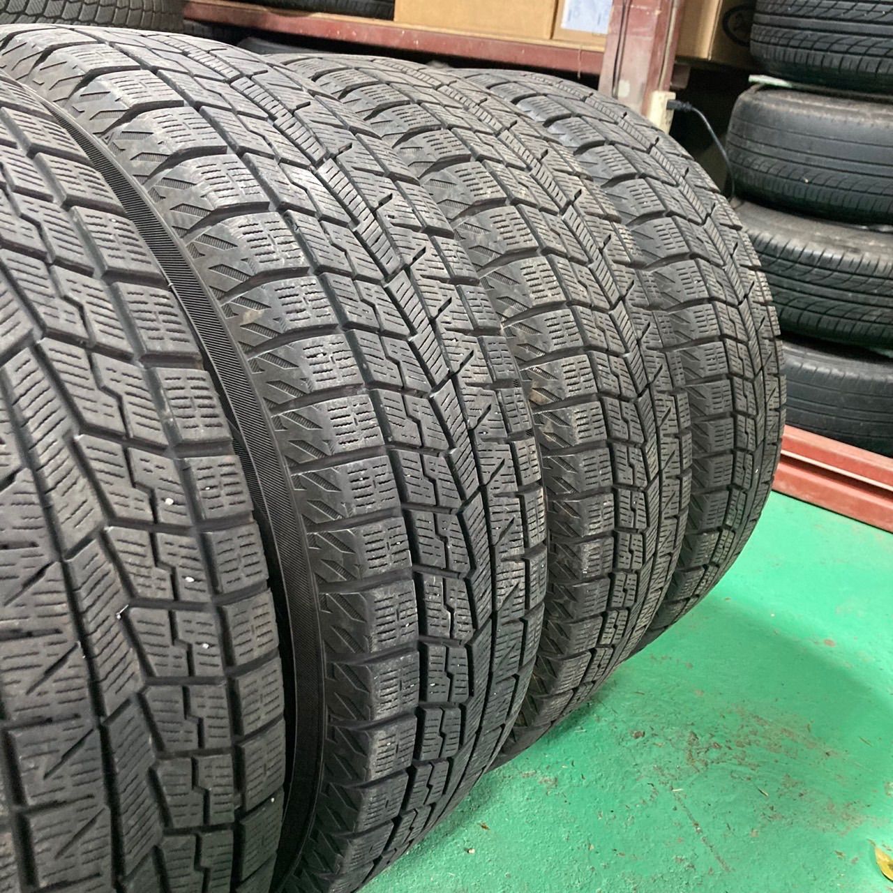 175/65R15 スタッドレスタイヤ バリ山 スペイド ポルテ他ホイール付