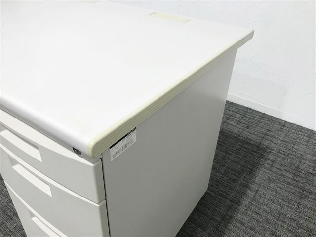 ホワイトグレーW