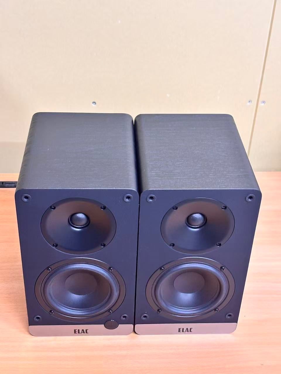 展示 ELAC Debut ConneX DCB41 BLACK DAC内蔵 アクティブスピーカー Bluetoothスピーカー