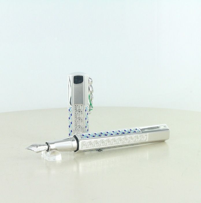 カランダッシュ 万年筆 ラ・モダニスタ カランダッシュ リミテッドエディション ラ・モデルニスタ | 筆記具