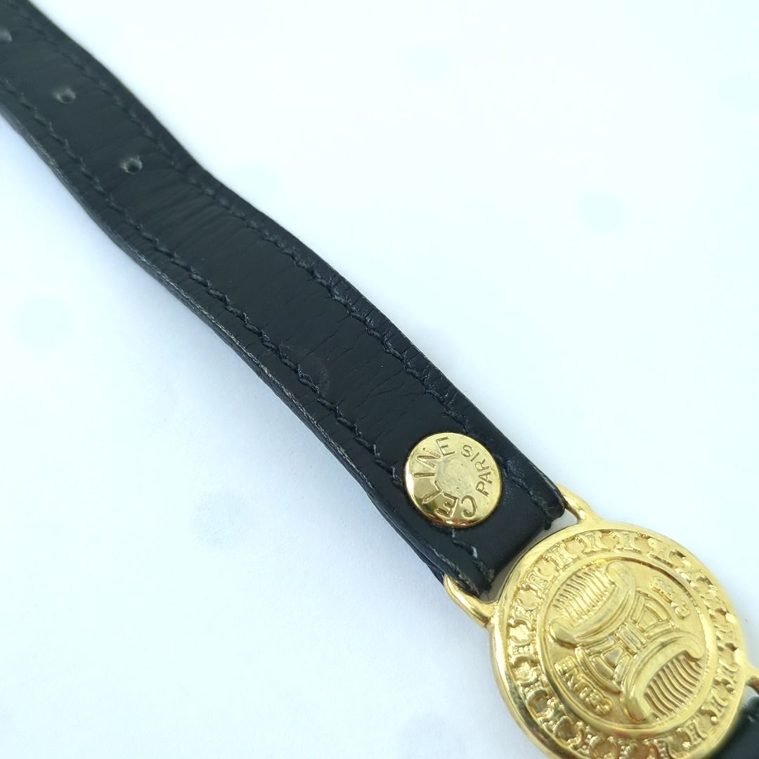 CELINE　セリーヌ　レザー　ブレスレット　ブラック　ゴールドカラーイタリア製 CELINE セリーヌ レザー ブレスレット ブラック ゴールドカラー