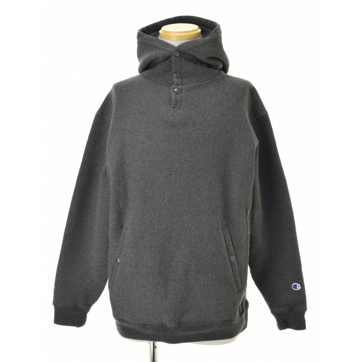 【URBANRESEARCHDOORS×CHAMPION】別注 RW HALFSNAP PARKAスウェットパーカー