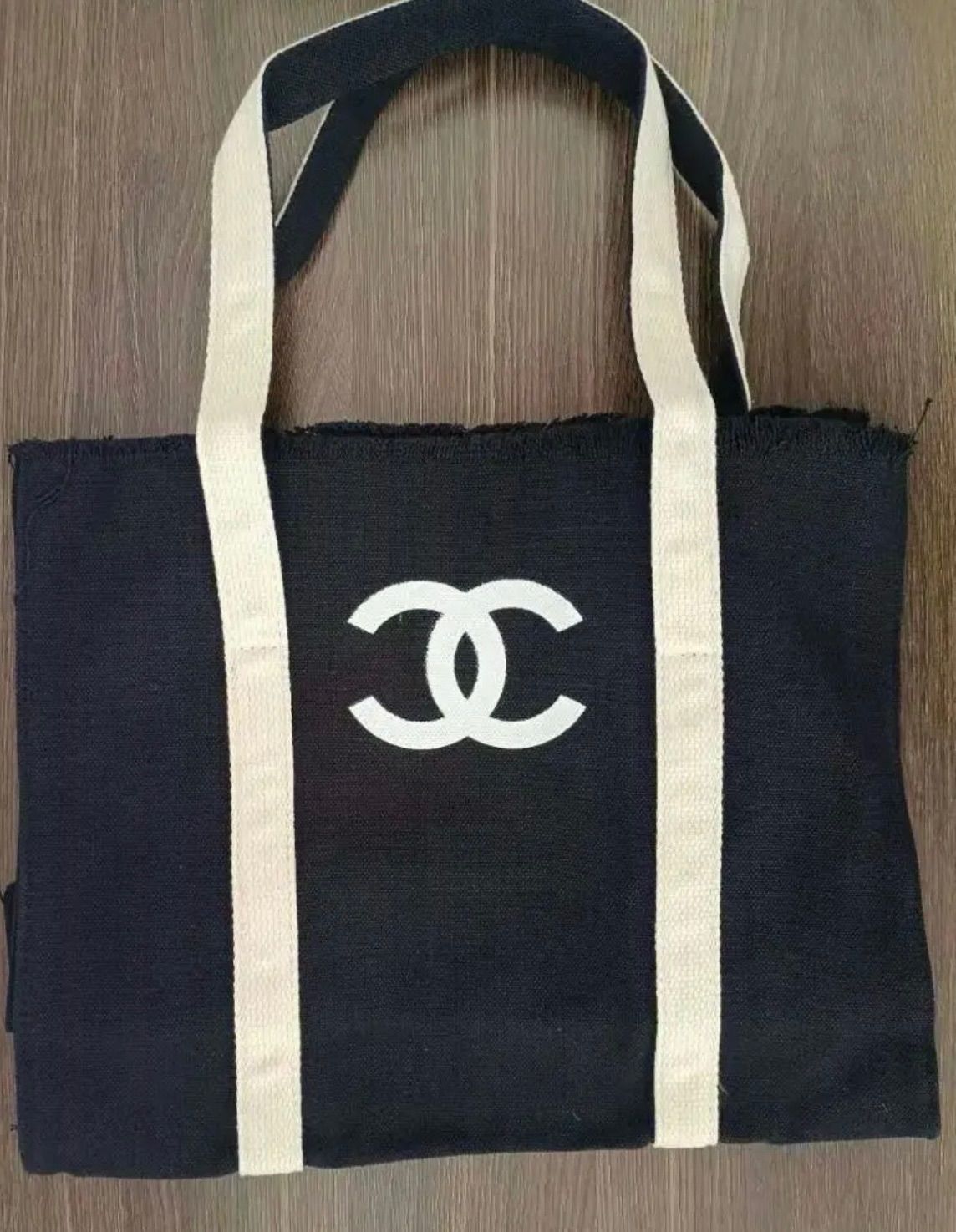 CHANEL - CHANEL(シャネル) トートバッグ ニュートラベルライン