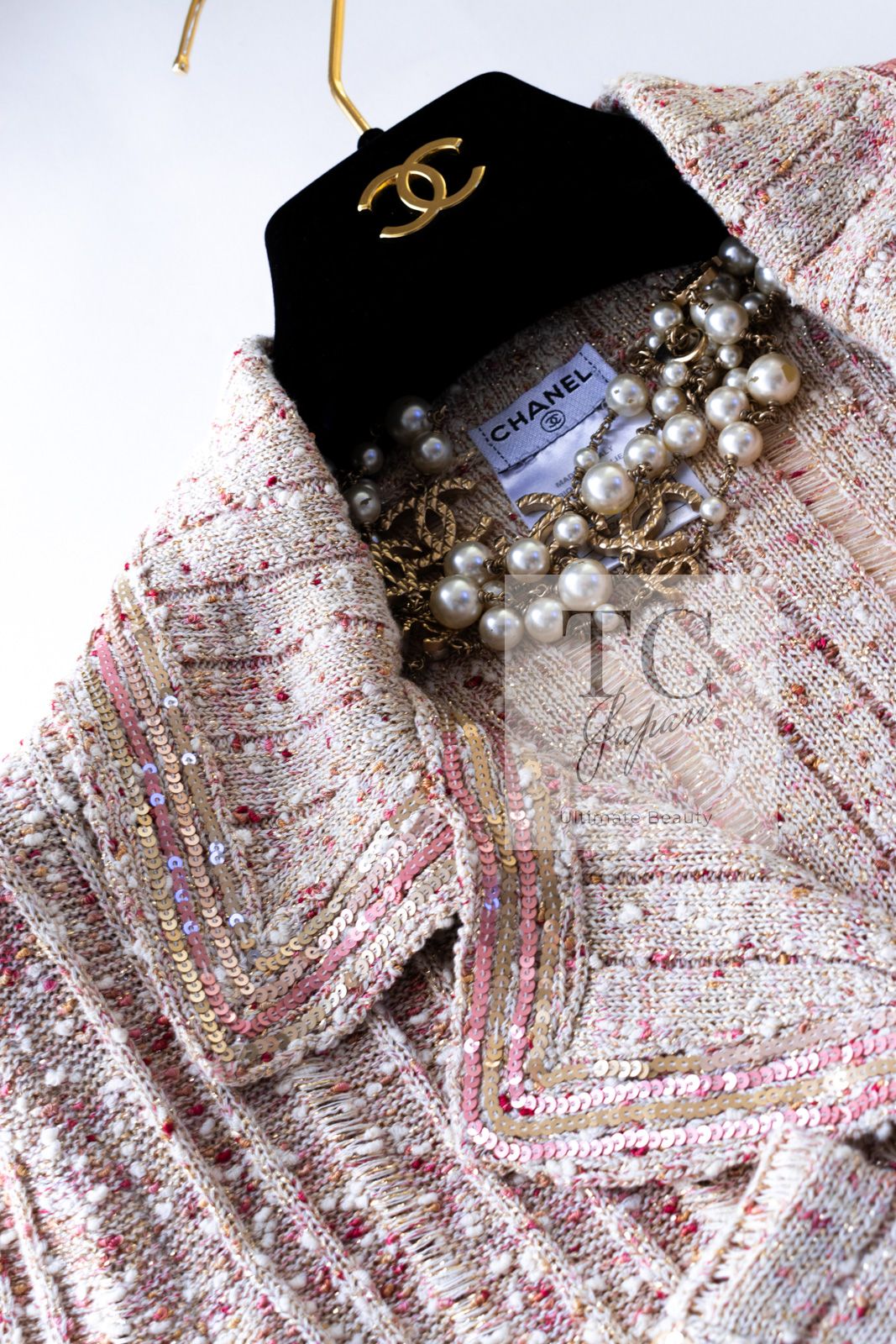 シャネル カーディガン CHANEL ベージュ ピンク スパンコール 春
