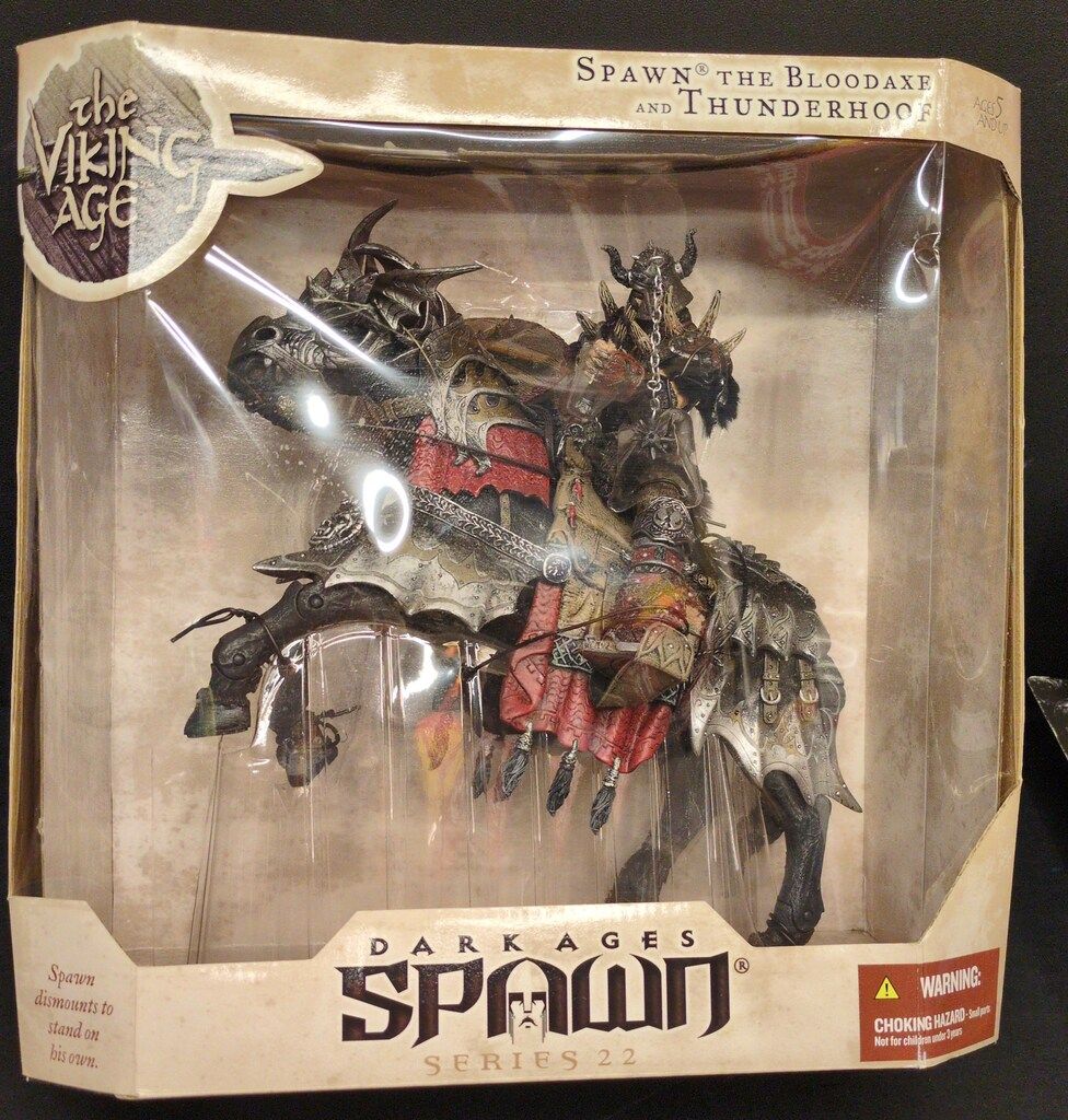 McFARLANE TOYS SERIES 22 / DARK AGES SPAWN THE VIKING AGE