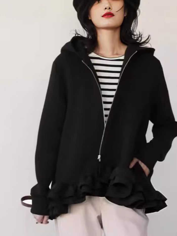 9090girl ラメ入り短丈ブラックフード付きパーカー 9090girl ラメ入り短丈ブラックフード付きパーカー moment+