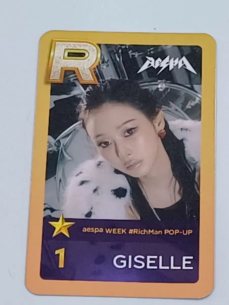 aespa ジゼル 韓国 RichMan ポップアップ ネックレストレカ aespa 韓国 MD popup RichMan ネックレス トレカ ジゼル - メルカリ