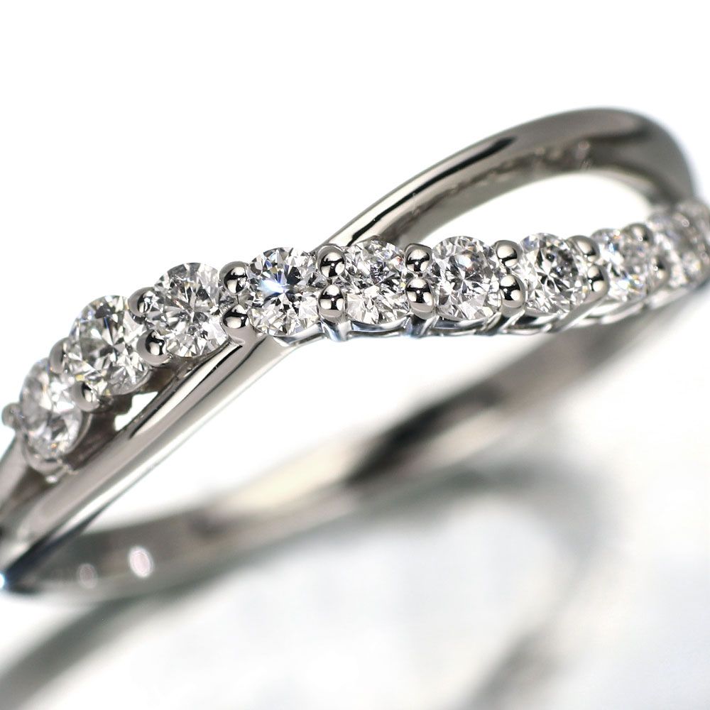 美品 Pt900 ダイヤモンド リング D:0.334ct D:0.10ct 楽天市場】pt900ダイヤモンドリング 鑑定書付き【無色透明】【D