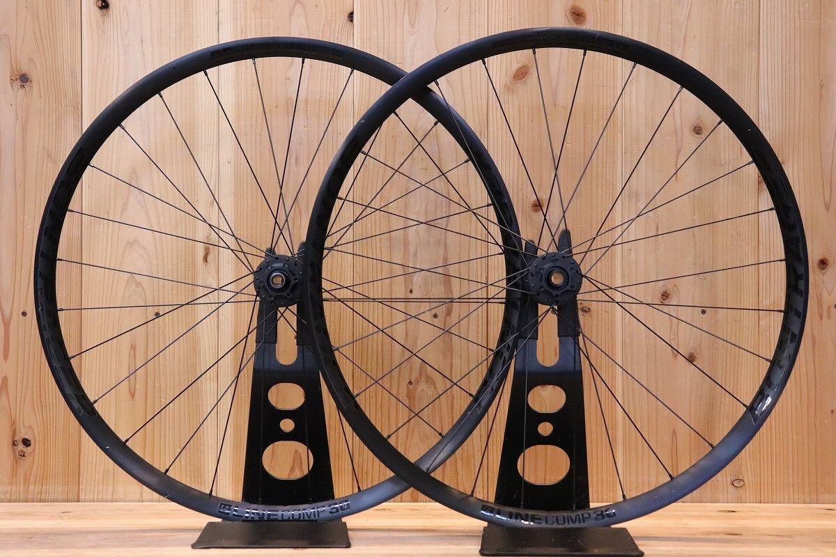 ボントレガー BONTRAGER LINE COMP 30 TLR アルミ チューブレス