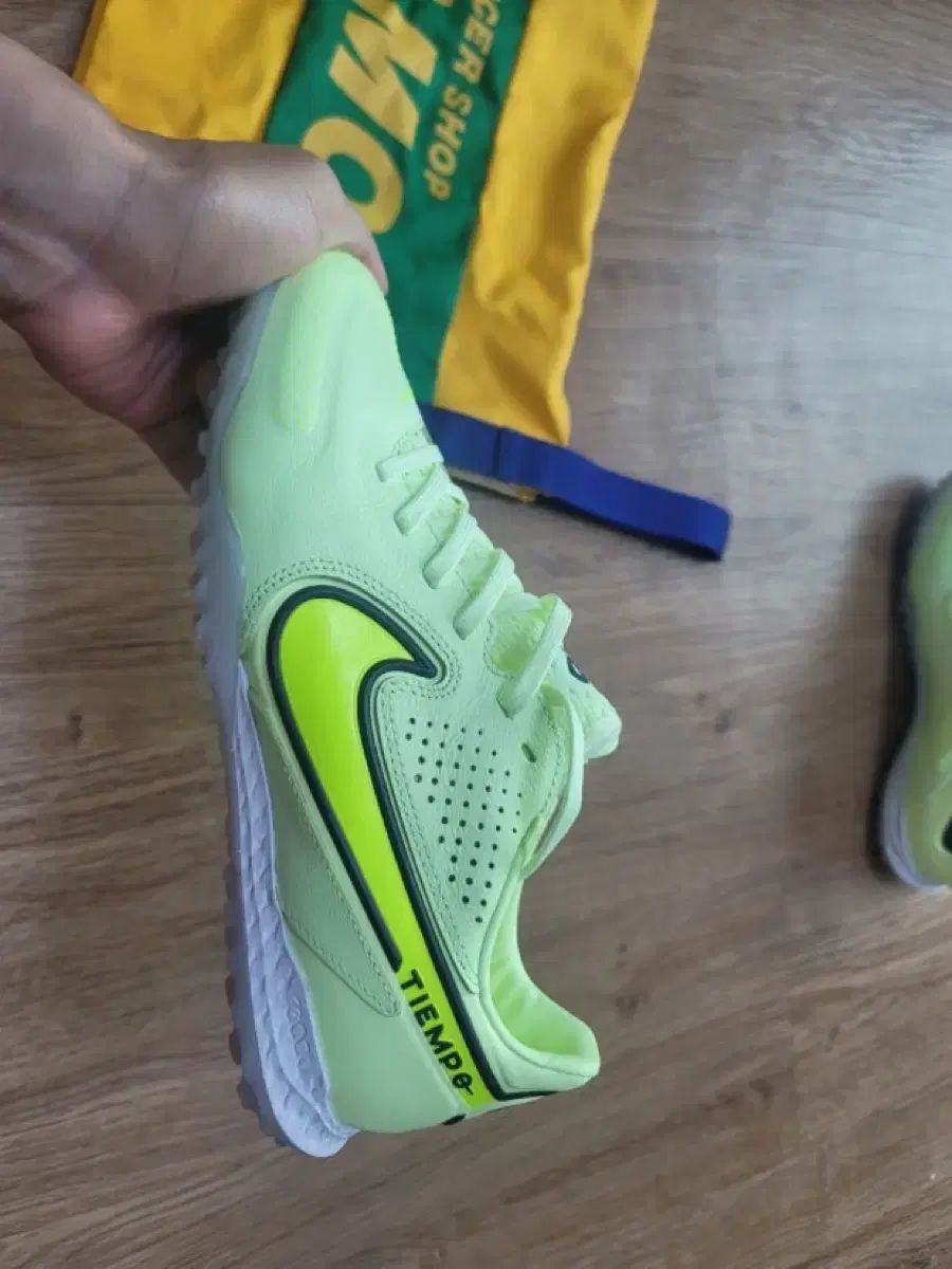 JOMA 27.5 SALAMAX フットサルシューズ インドア用 トレシュー JOMA 27.5 SALAMAX 狙え フットサルシューズ インドア用 トレシュー