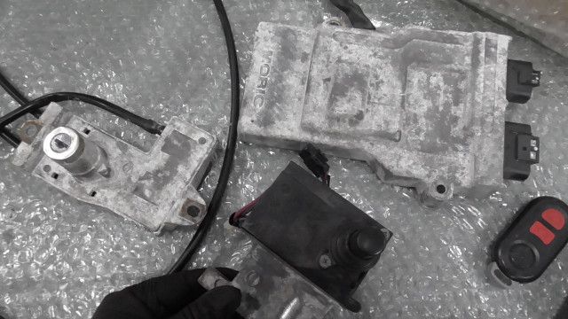 マジェスティ250 SG20J-014xxx の キーセット 1759974226 BRIGHTFACE_UK