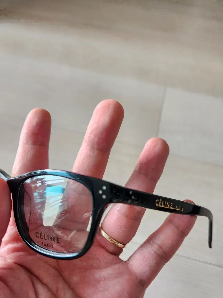 セリーヌ メガネ CL50049J 001 楽天市場】【セリーヌ】Celine メガネ 黒縁 眼鏡 アイウェア CL50049J