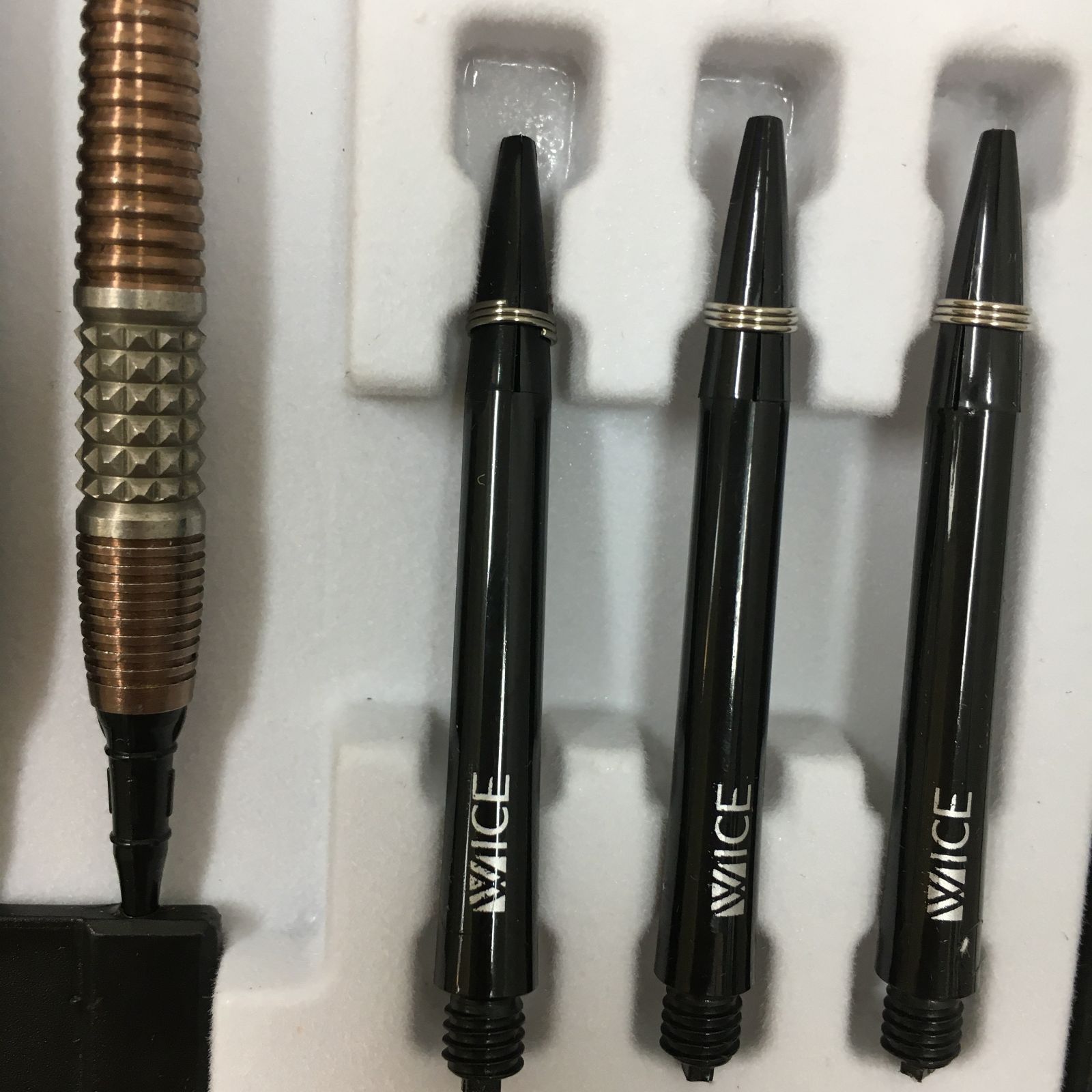 ダーツ　まとめ売り　中古 三沢店68-7-0908】ワンエイティ One80 Luxor Gamma 18g ソフト