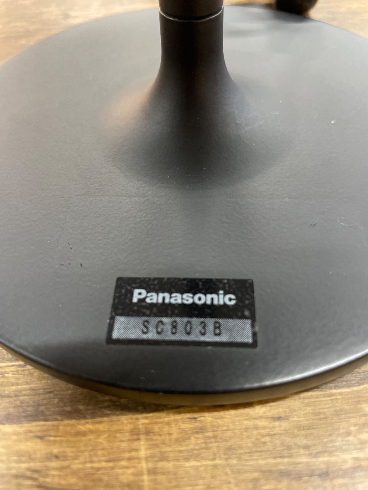 シリーズのLEDテーブルスタンド