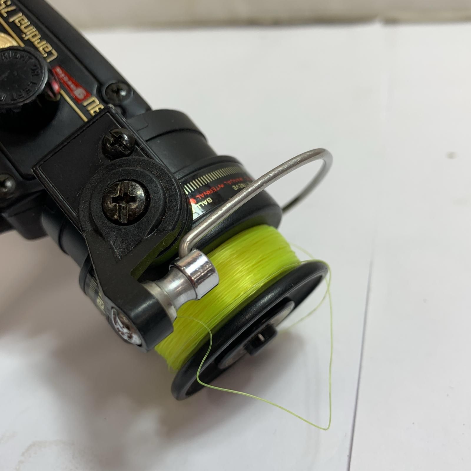 ★★ABU カーディナル752　スピニングリール　　取説、袋付　キズあり ABU カーディナル752 スピニングリール 取説、袋付 キズあり