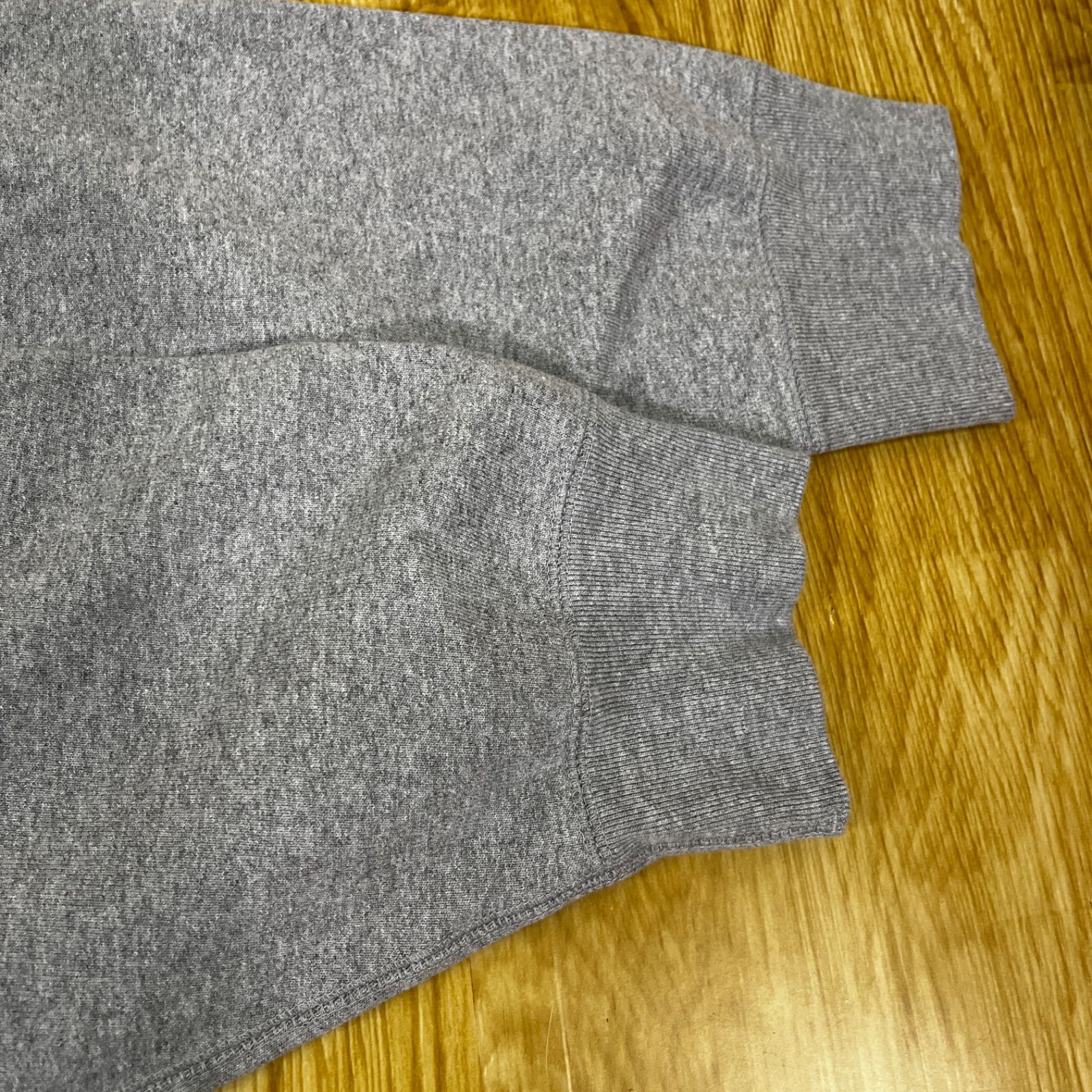 クルーネックスエット