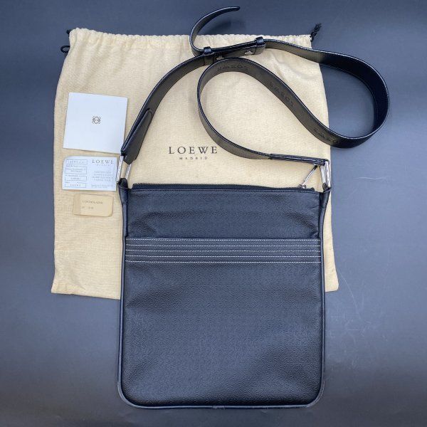 G0822 LOEWE ロエベ ショルダーバッグ サコッシュ メンズ レディース 