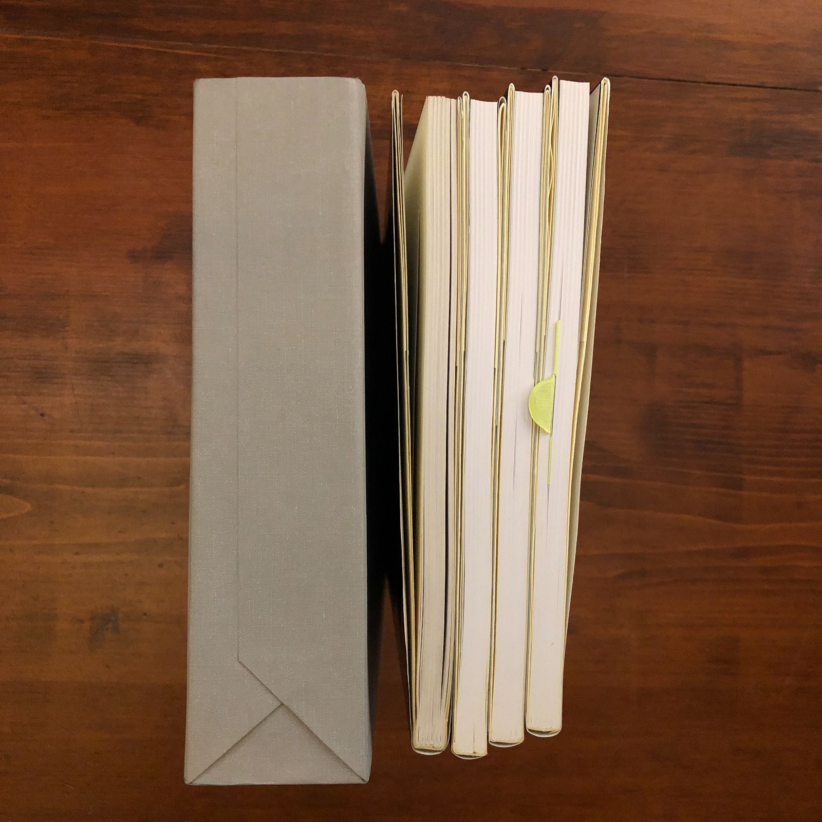 右卿臨書集成 全4冊 1(木簡/残蹟)篇 2(初唐三家)篇 3〓遂良)篇 4(日本