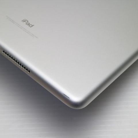 iPad 第5世代 32GB シルバー 超美品 ムスビー｜超美品 iPad 第5世代 Wi-Fi 32GB シルバー【iPad(第5