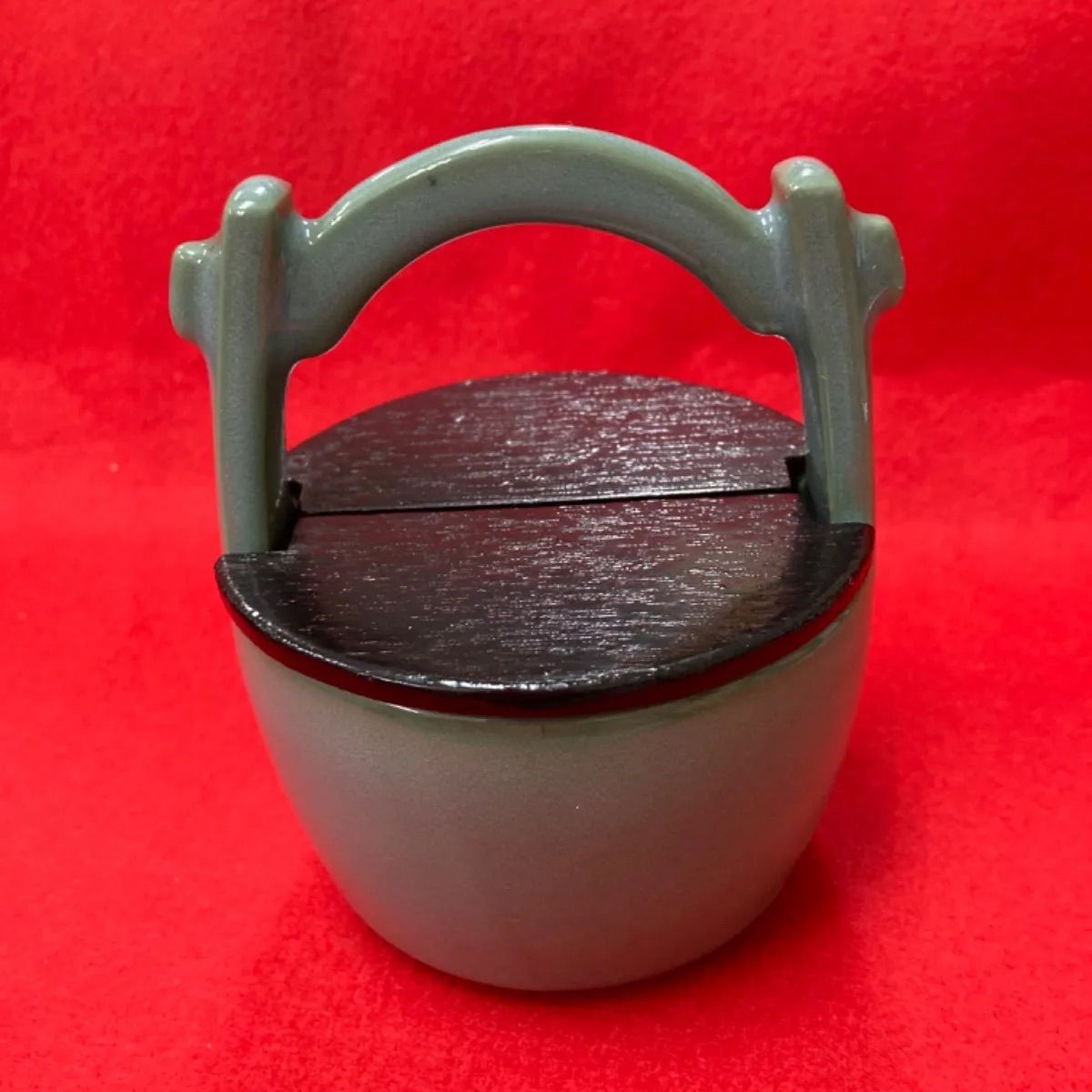 青磁　手桶茶入　祥堂造 青磁 手桶茶入 祥堂造