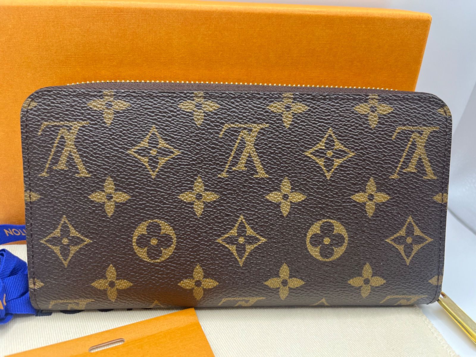 新品同様 LOUIS VUITTON モノグラム ジッピーウォレット 2021年