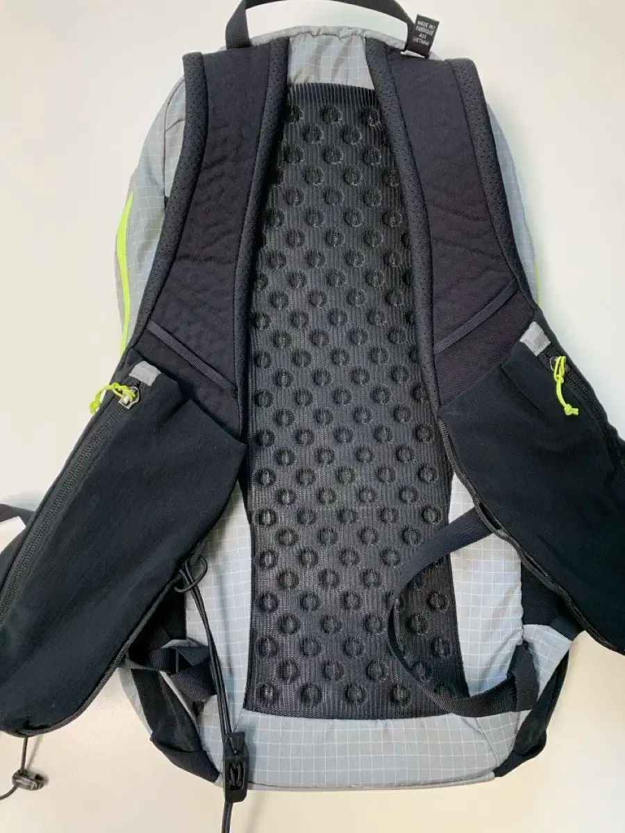 ARC TERYX アークテリクス エリア 15